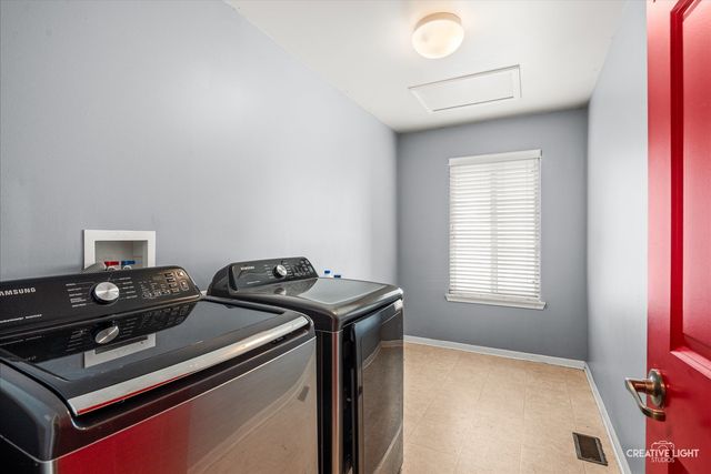 2107 Waterbury Drive, Joliet, IL 60431