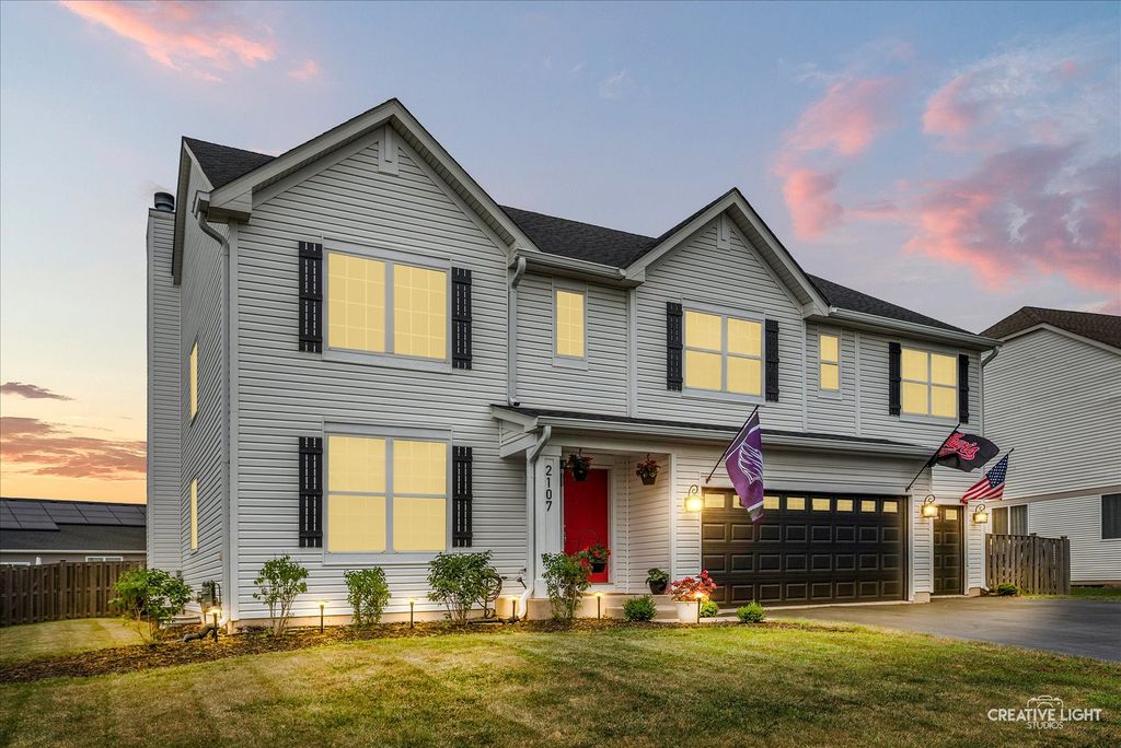 2107 Waterbury Drive, Joliet, IL 60431