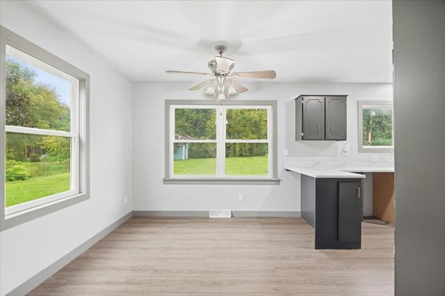 37860 N Metropolitan Avenue, Beach Park, IL 60087
