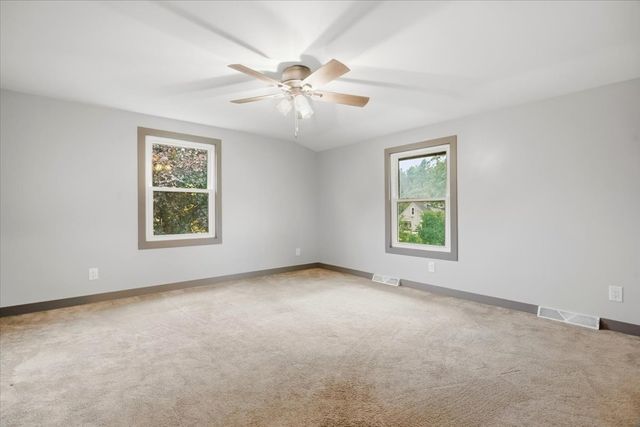 37860 N Metropolitan Avenue, Beach Park, IL 60087
