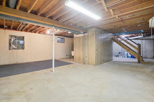37860 N Metropolitan Avenue, Beach Park, IL 60087