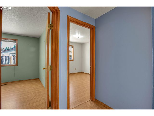 760 Se 139TH Ave, Portland, OR 97233