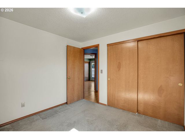 760 Se 139TH Ave, Portland, OR 97233