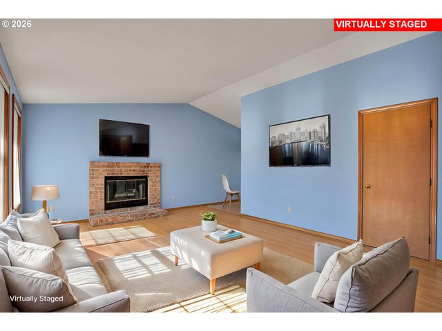 760 Se 139TH Ave, Portland, OR 97233