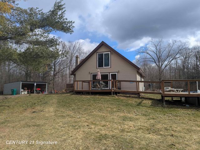 150 E Winegars Road, Hay Twp, MI 48624