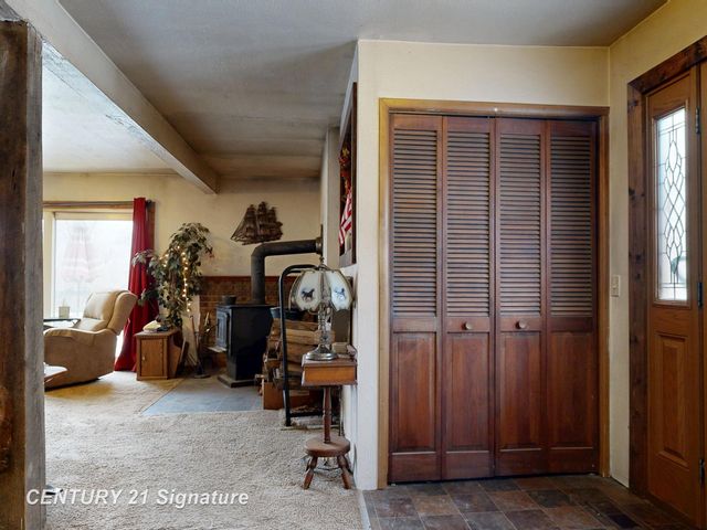150 E Winegars Road, Hay Twp, MI 48624