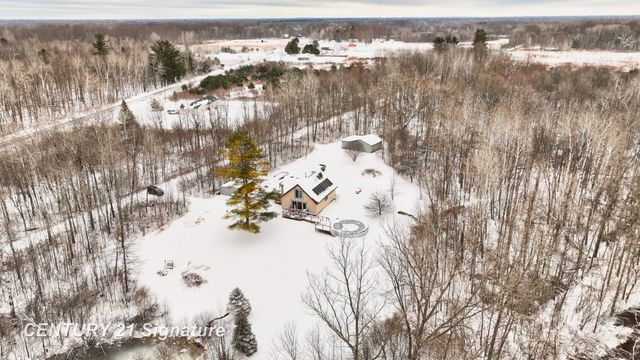 150 E Winegars Road, Hay Twp, MI 48624