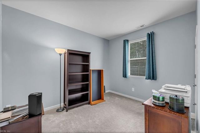 106 Linfoot CT, Williamsburg, VA 23185