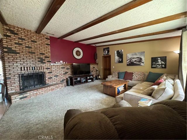 16834 Elm Street, Hesperia, CA 92345