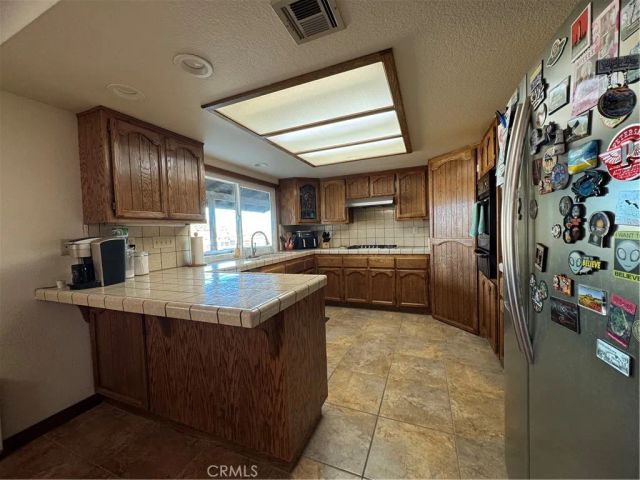 16834 Elm Street, Hesperia, CA 92345