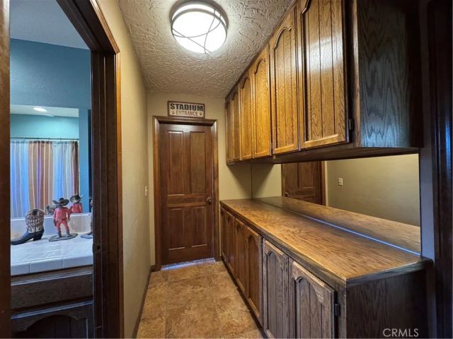 16834 Elm Street, Hesperia, CA 92345