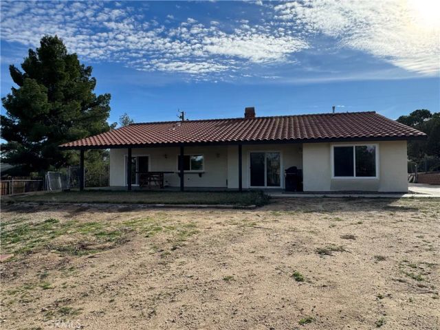 16834 Elm Street, Hesperia, CA 92345