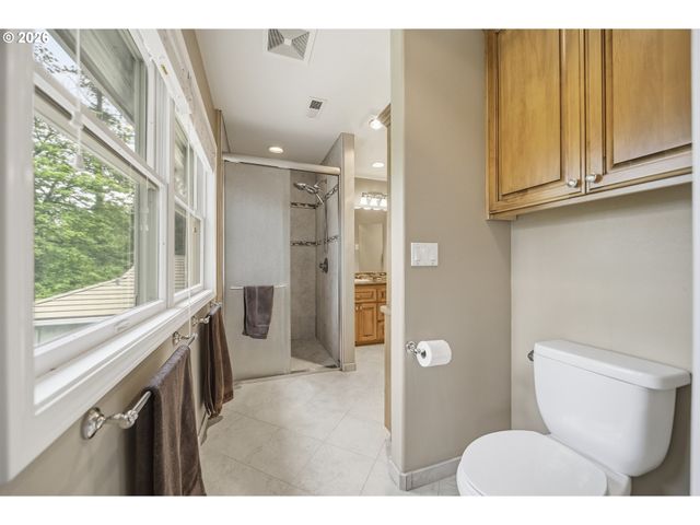 28185 Sw HERD Ln, Hillsboro, OR 97123