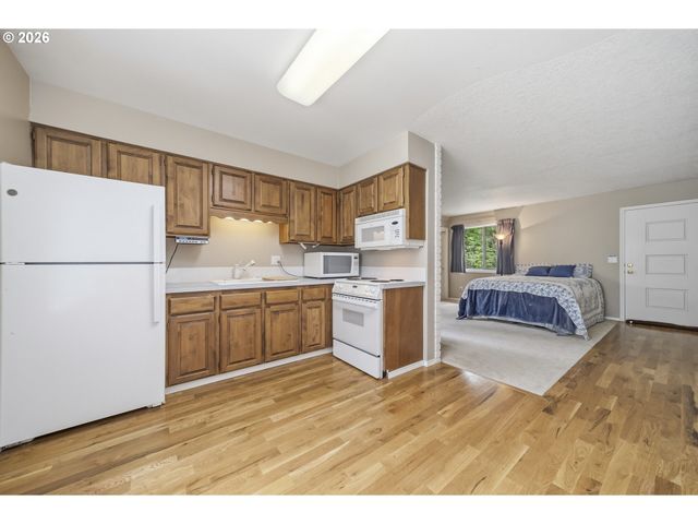 28185 Sw HERD Ln, Hillsboro, OR 97123