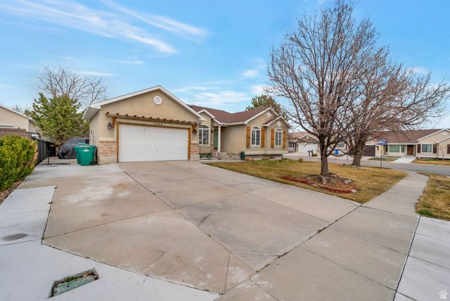 2328 W STEPHEN LN, Riverton, UT 84065