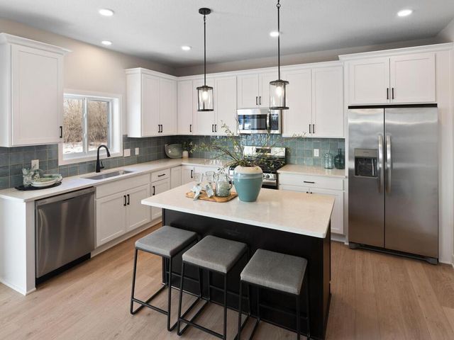 7874 Austin Way, Inver Grove Heights, MN 55077