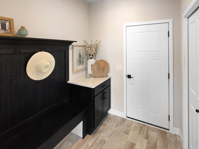 7874 Austin Way, Inver Grove Heights, MN 55077