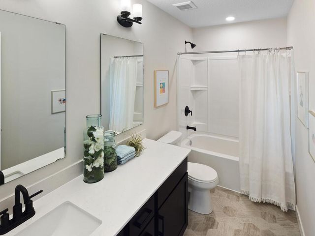 7874 Austin Way, Inver Grove Heights, MN 55077