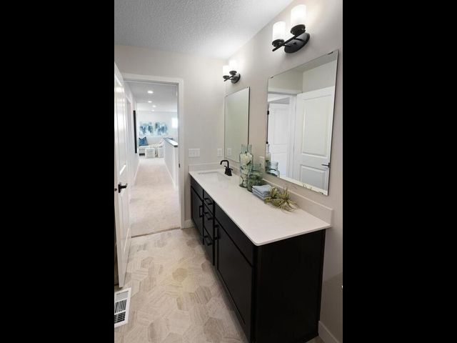 7874 Austin Way, Inver Grove Heights, MN 55077