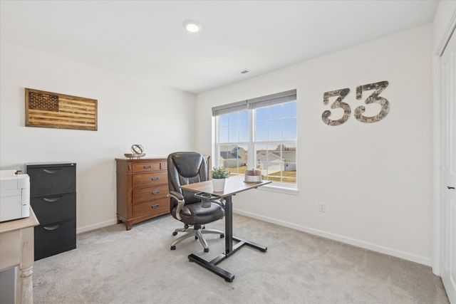 602 Apple Valley Road, Harvard, IL 60033