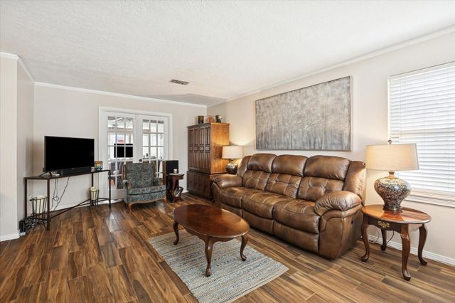 4629 Valerie, Bellaire, TX 77401