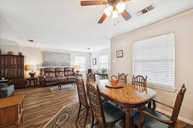 4629 Valerie, Bellaire, TX 77401