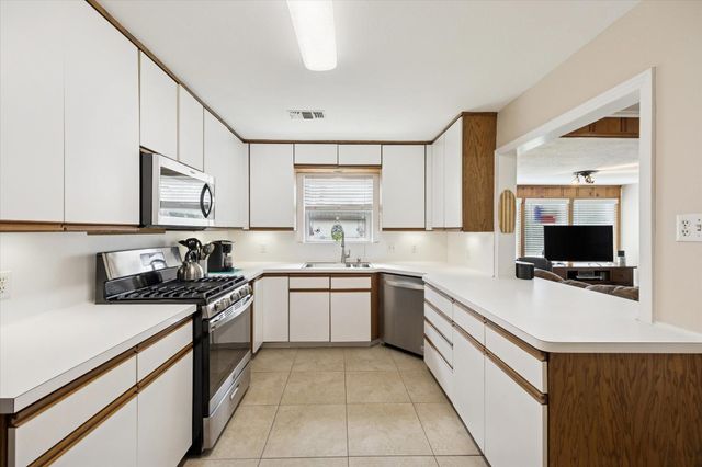 4629 Valerie, Bellaire, TX 77401