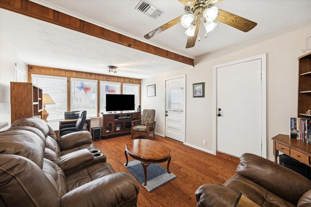 4629 Valerie, Bellaire, TX 77401