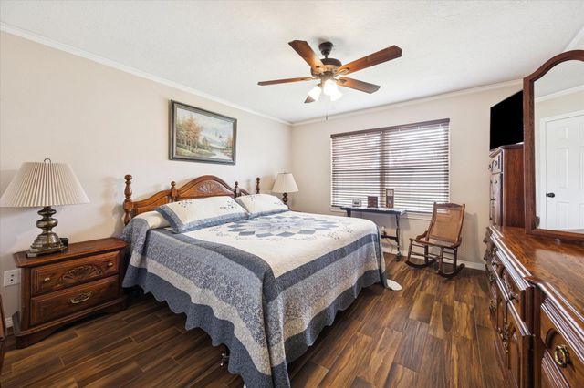 4629 Valerie, Bellaire, TX 77401