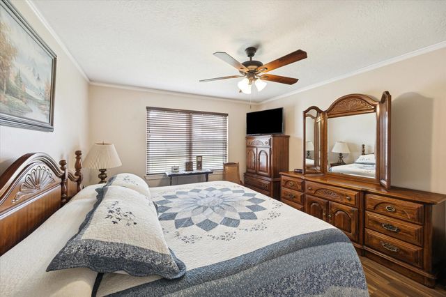 4629 Valerie, Bellaire, TX 77401