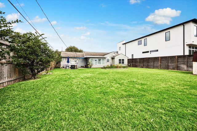 4629 Valerie, Bellaire, TX 77401