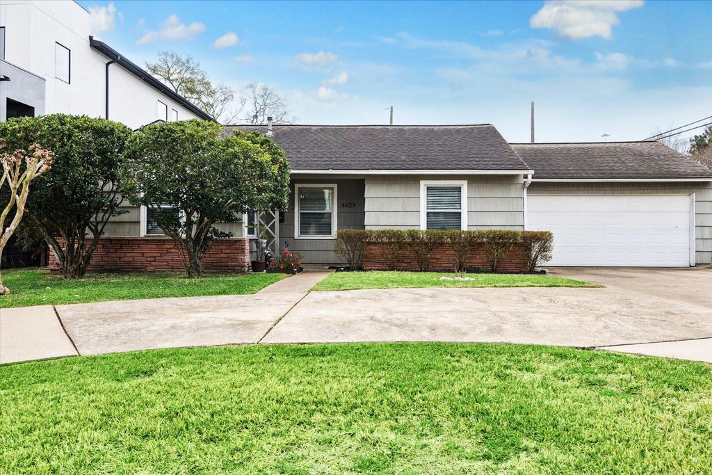4629 Valerie, Bellaire, TX 77401