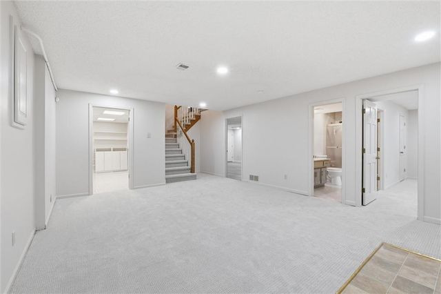 8310 W 120th Terrace, Overland Park, KS 66213