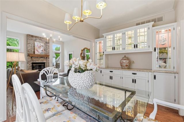 8310 W 120th Terrace, Overland Park, KS 66213
