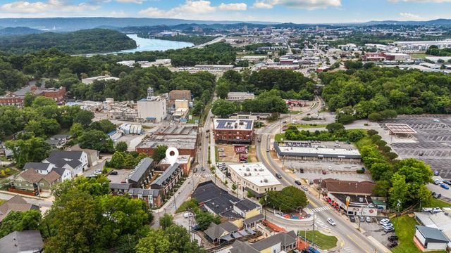121 Old Mountain Road 121, Chattanooga, TN 37409
