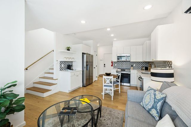 121 Old Mountain Road 121, Chattanooga, TN 37409
