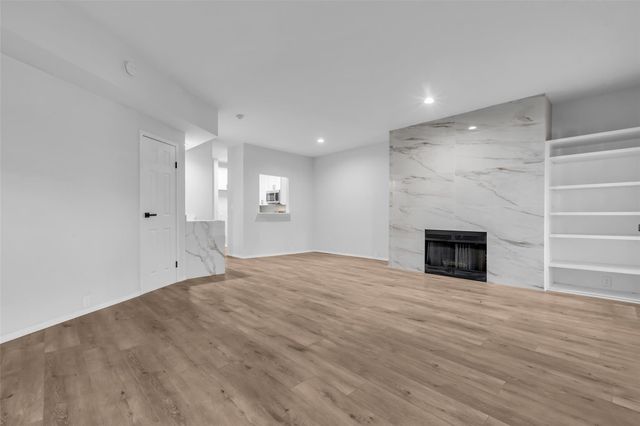 4900 Floyd Street 10, Houston, TX 77007