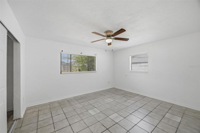 410 42ND AVENUE NE, St Petersburg, FL 33703