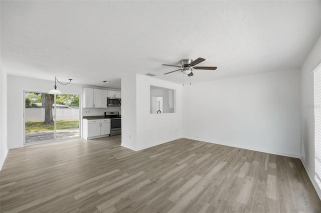 410 42ND AVENUE NE, St Petersburg, FL 33703
