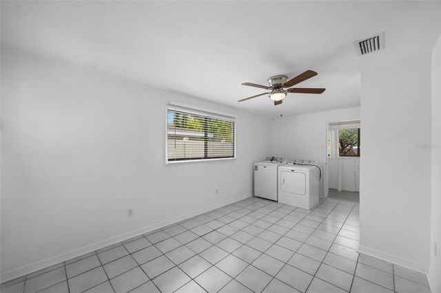 410 42ND AVENUE NE, St Petersburg, FL 33703