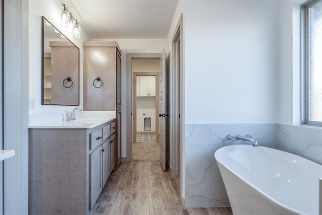 1060 Maverick Pass, Piedmont, OK 73078