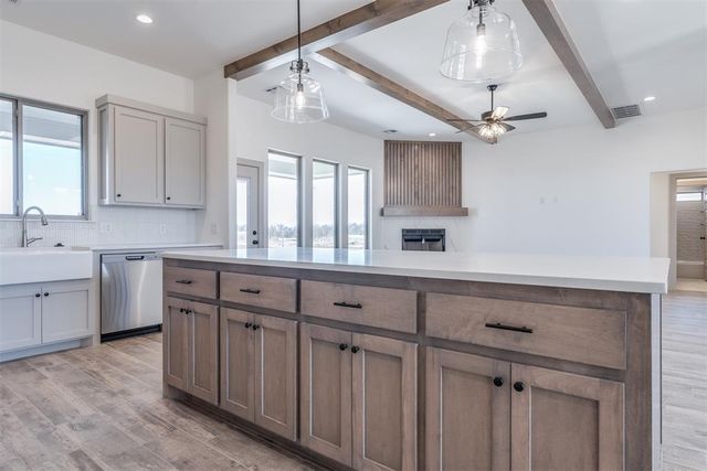 1060 Maverick Pass, Piedmont, OK 73078