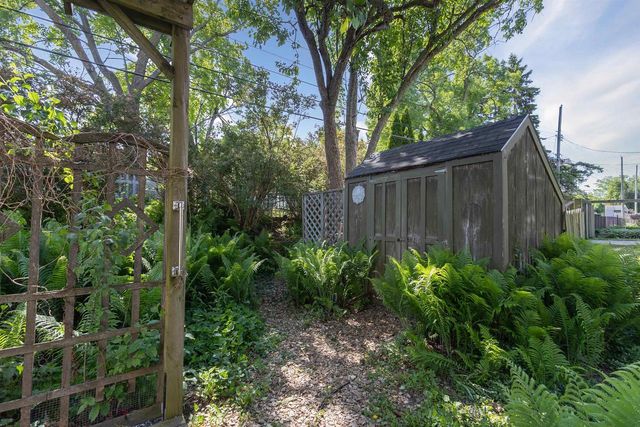 1740 N EUGENE STREET, Appleton, WI 54914