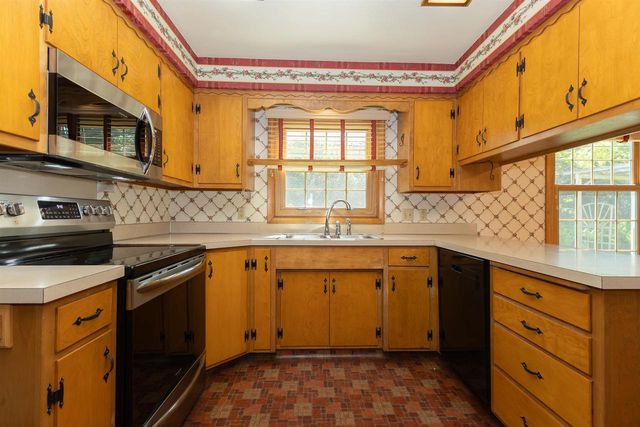 1740 N EUGENE STREET, Appleton, WI 54914