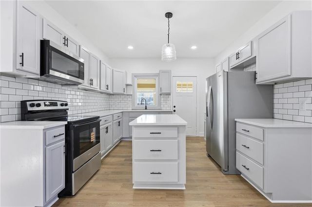 543 Buttinger Place, Leavenworth, KS 66024