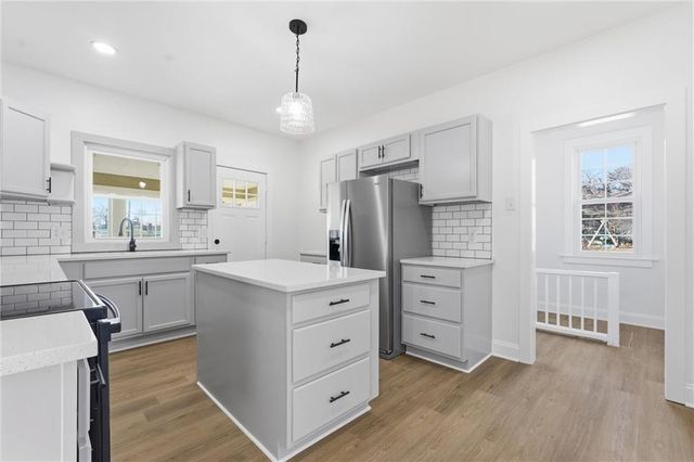 543 Buttinger Place, Leavenworth, KS 66024