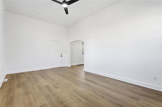 543 Buttinger Place, Leavenworth, KS 66024