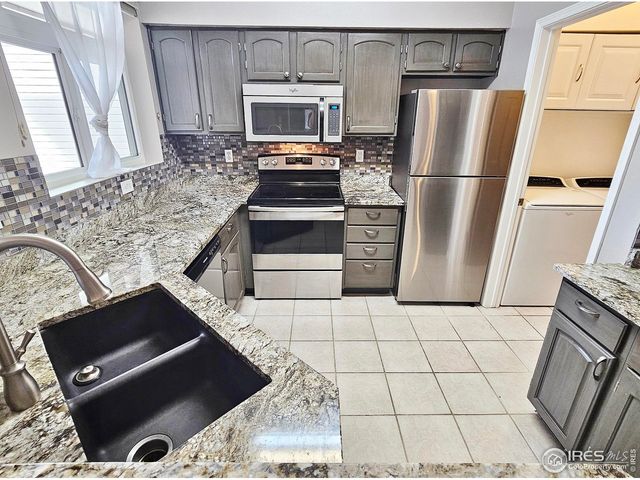 780 Copper Ln 107, Louisville, CO 80027