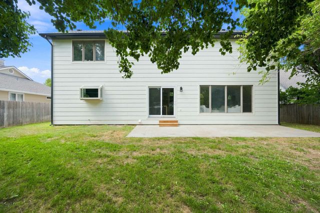 9707 W Jamesburg St, Wichita, KS 67212