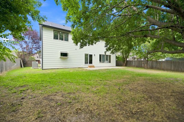 9707 W Jamesburg St, Wichita, KS 67212